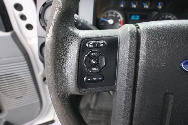 Used 2014 White Ford XL image 25