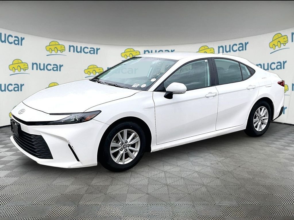 Used 2025 White Toyota LE image 3