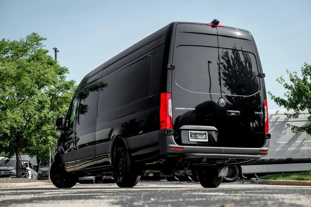 New 2026 Jet Black Mercedes-Benz Cargo 170 WB image 31