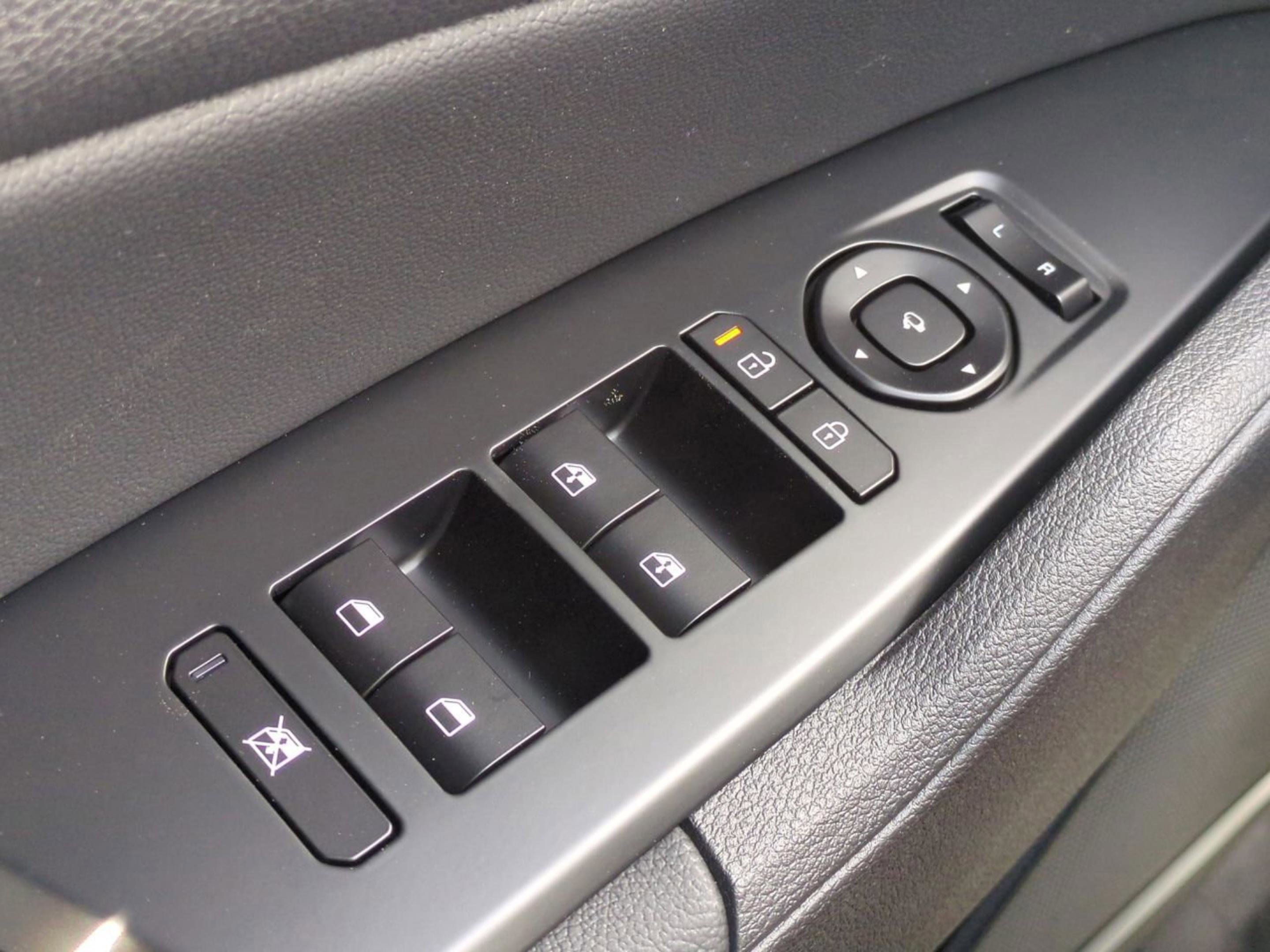 New 2026 Wolf Gray Kia SX-Prestige image 30