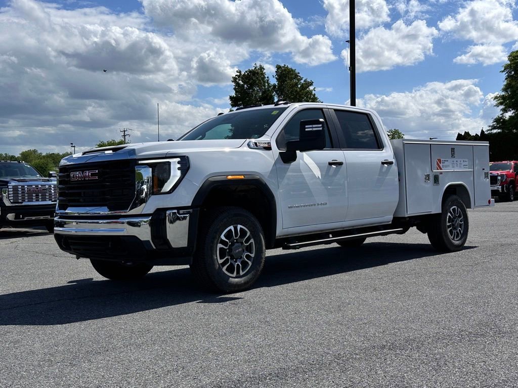 New 2026 Summit White GMC Pro image 2