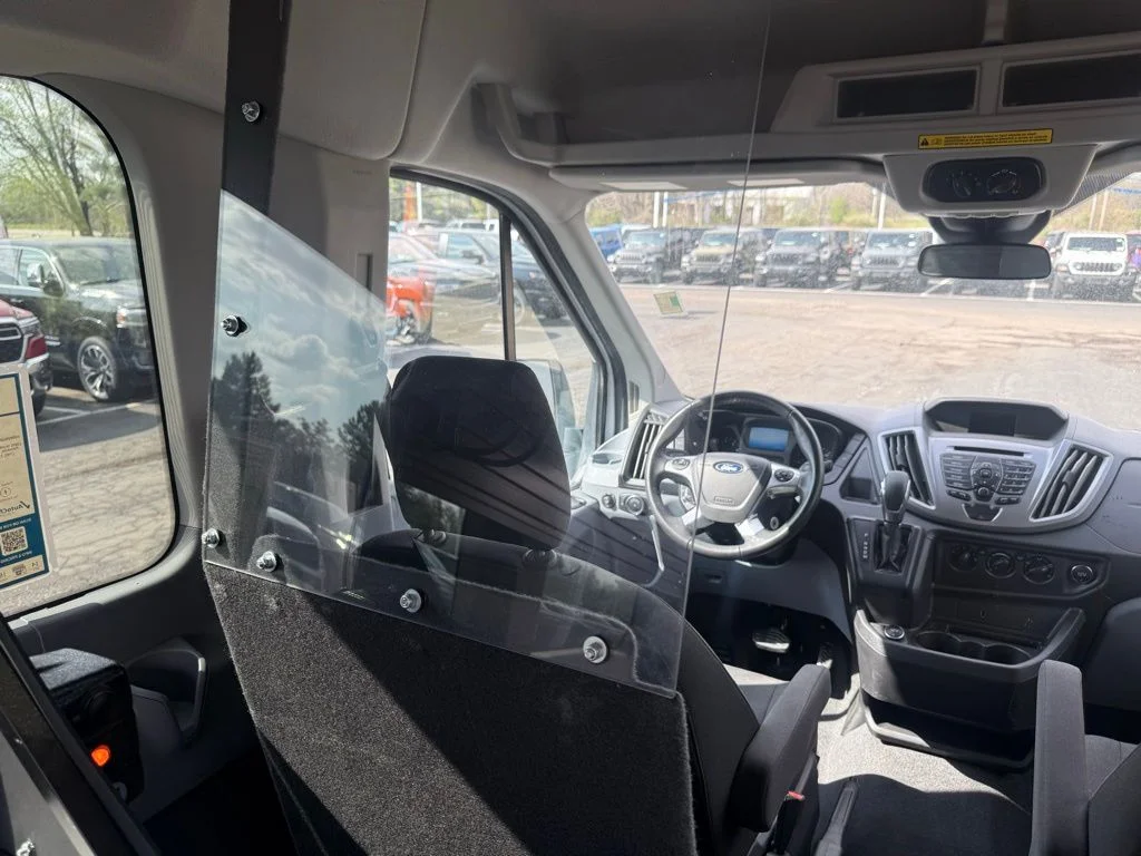 Used 2019 White Ford XLT image 12
