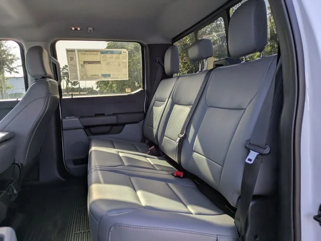 New 2026 Oxford White Ford F-450® XL image 13
