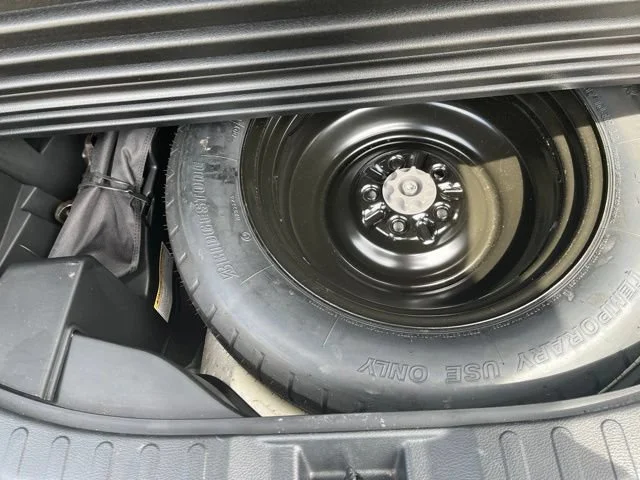 Used 2018 Super White Toyota Adventure image 22