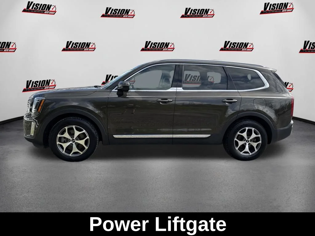 Used 2021 Green Kia EX image 8