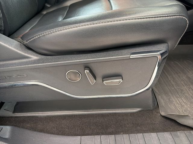 Used 2021 Antimatter Blue Metallic Ford Lariat image 12