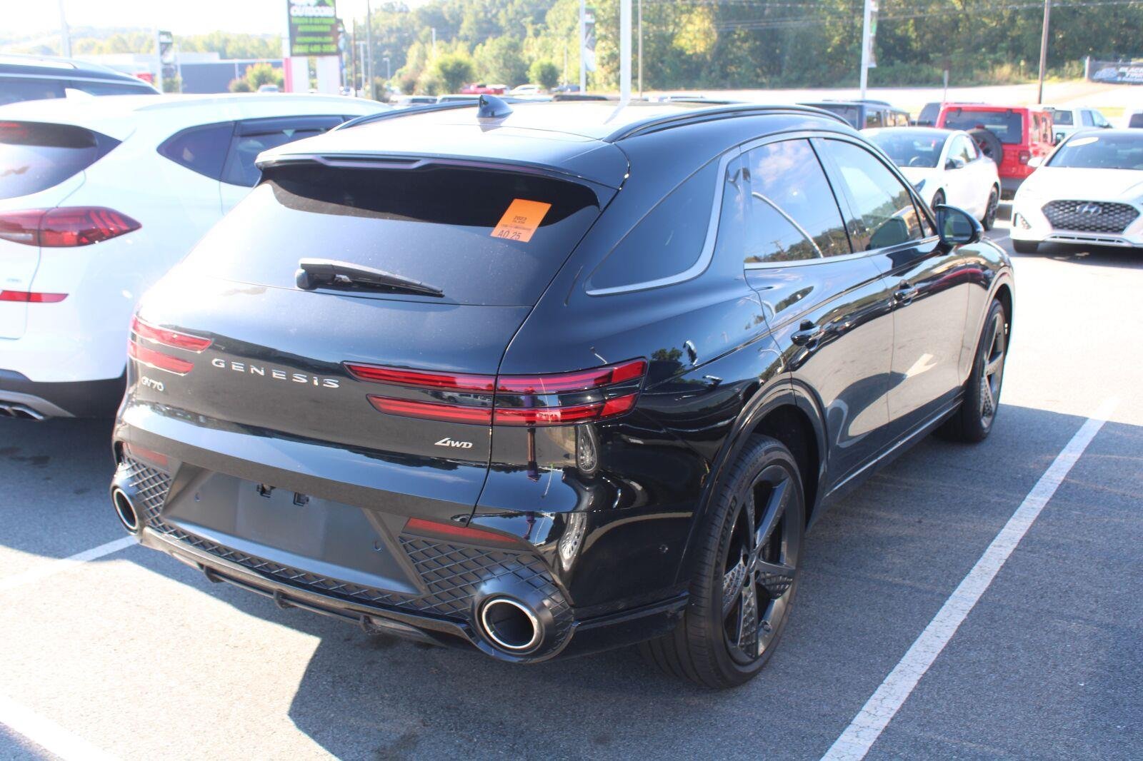 Used 2023  Genesis 2.5T Standard image 6