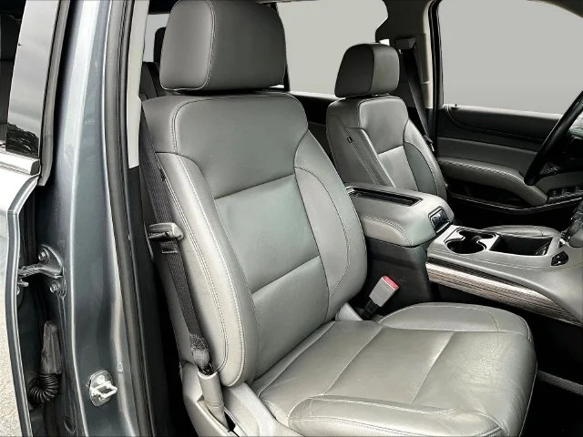 Used 2019 Gray Chevrolet LT image 31