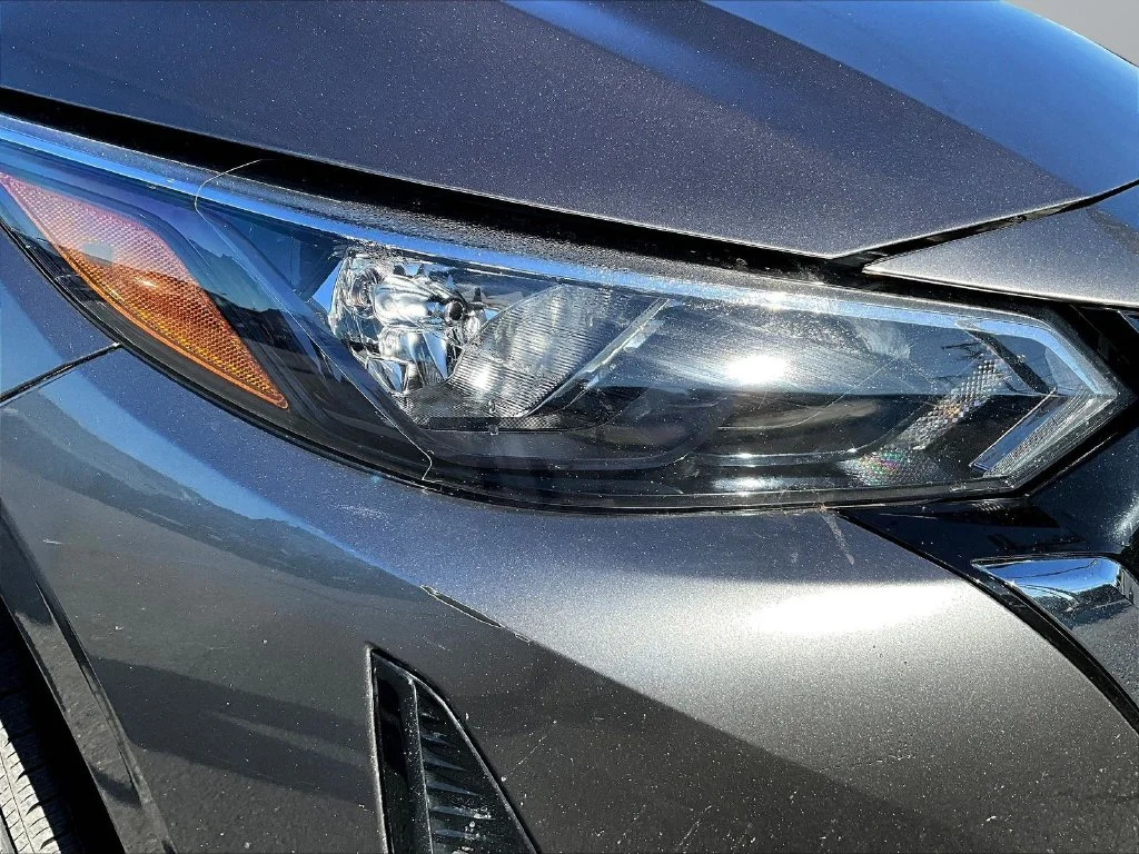 Used 2024 Gray Nissan SV image 32