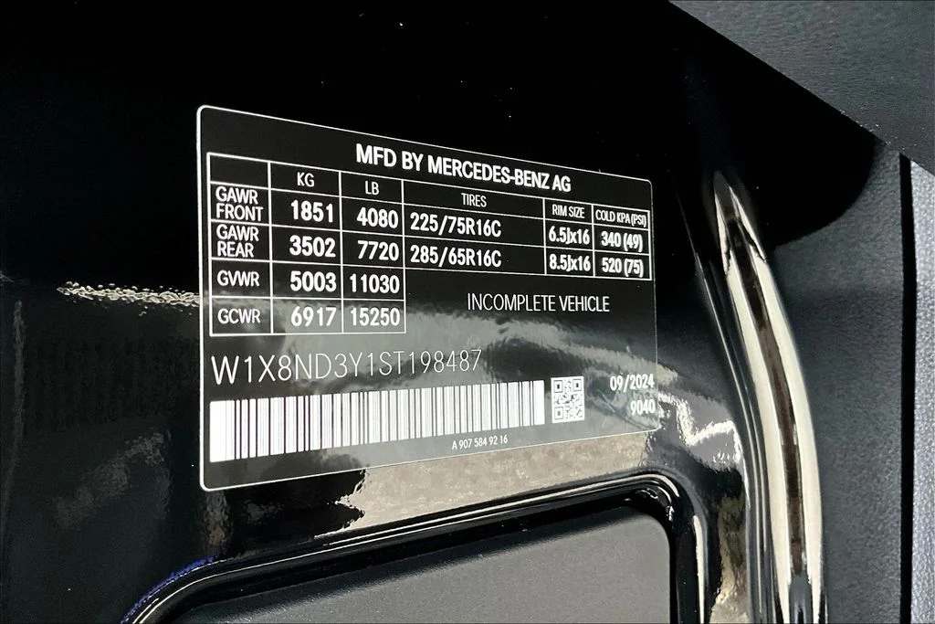 New 2025  Mercedes-Benz Cargo 170 WB image 12