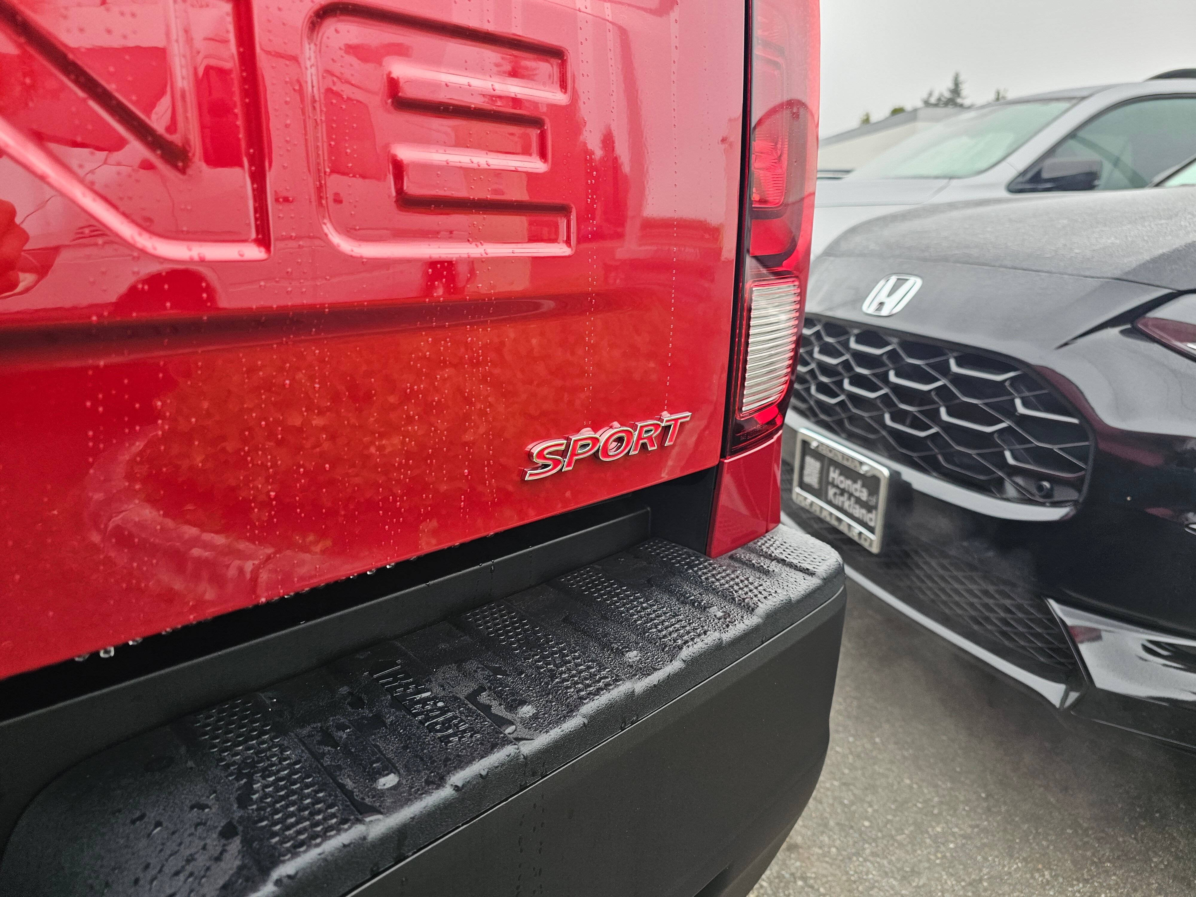 2025 Honda Ridgeline Sport - Photo 12