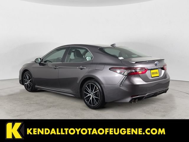 Used 2022 Gray Toyota SE image 7