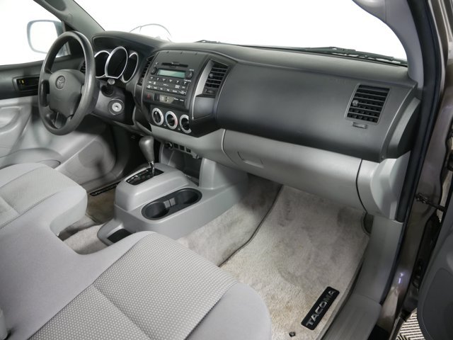 Used 2010 Pyrite Mica Toyota  image 12