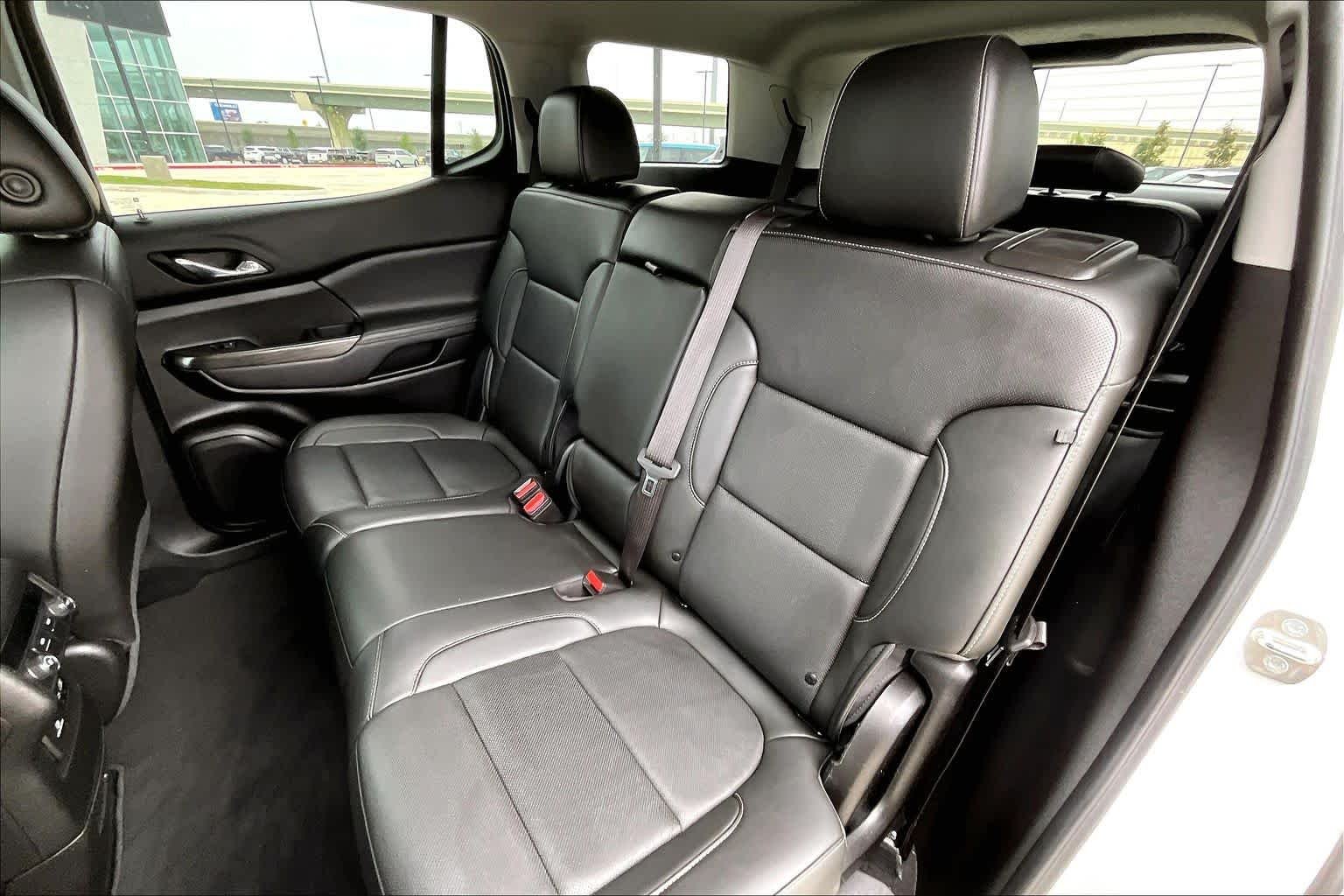 Used 2023 Summit White GMC SLT image 36