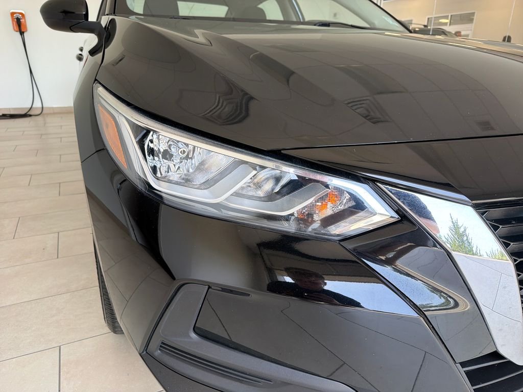 Used 2023 Super Black Nissan SV image 9
