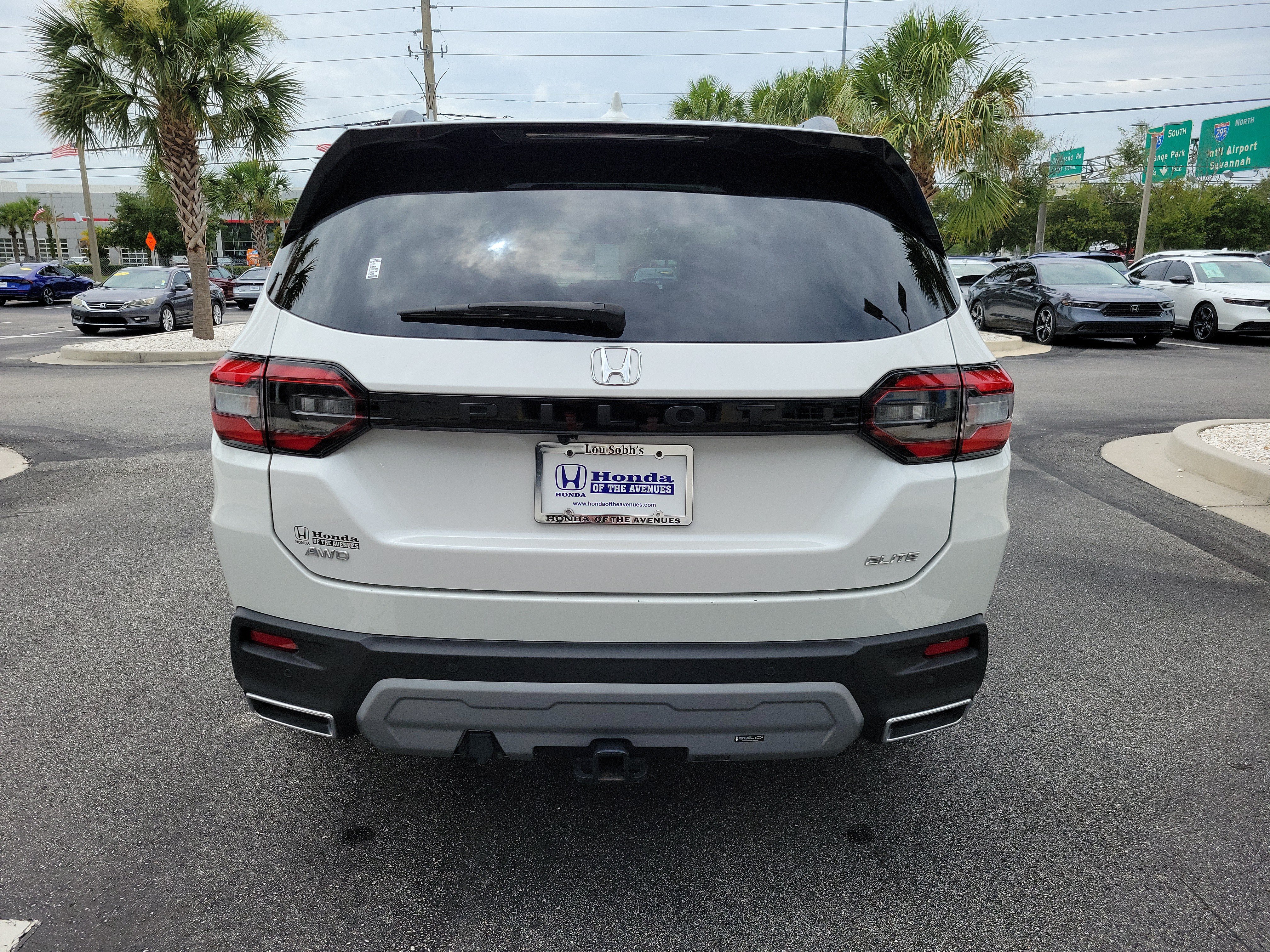 Certified Used 2023 Platinum White Pearl Honda AWD ELITE image 50