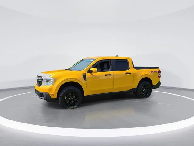 Used 2023 Orange Ford XLT image 4