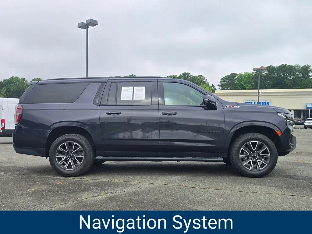Used 2022 Gray Chevrolet Z71 image 2
