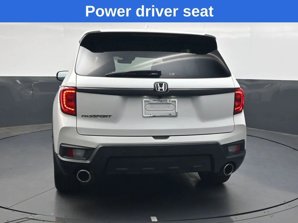 Used 2022  Honda EX-L image 5