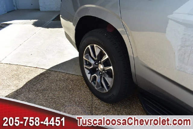 Certified Used 2023 STERLING GRAY METALLIC Chevrolet LT image 18