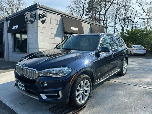 2018 BMW X5 xDrive35i Sport Utility 4D