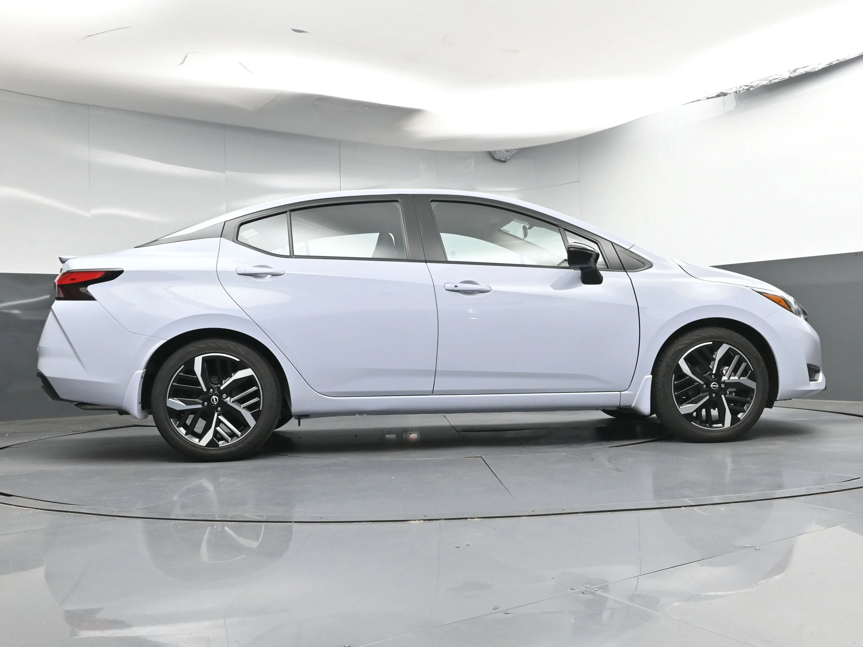 Certified Used 2025 Gray Sky Pearl Nissan SR image 23