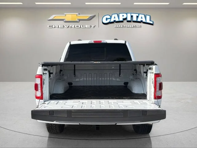 Used 2023 White Ford LARIAT image 11