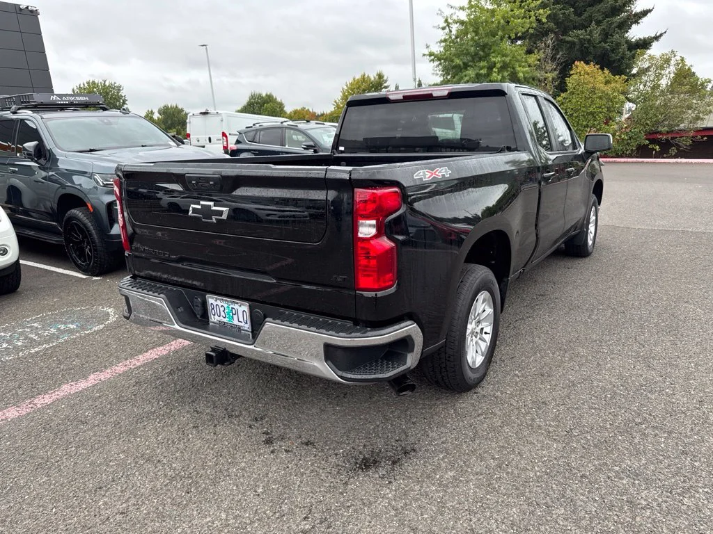 Used 2023 Black Chevrolet LT image 7