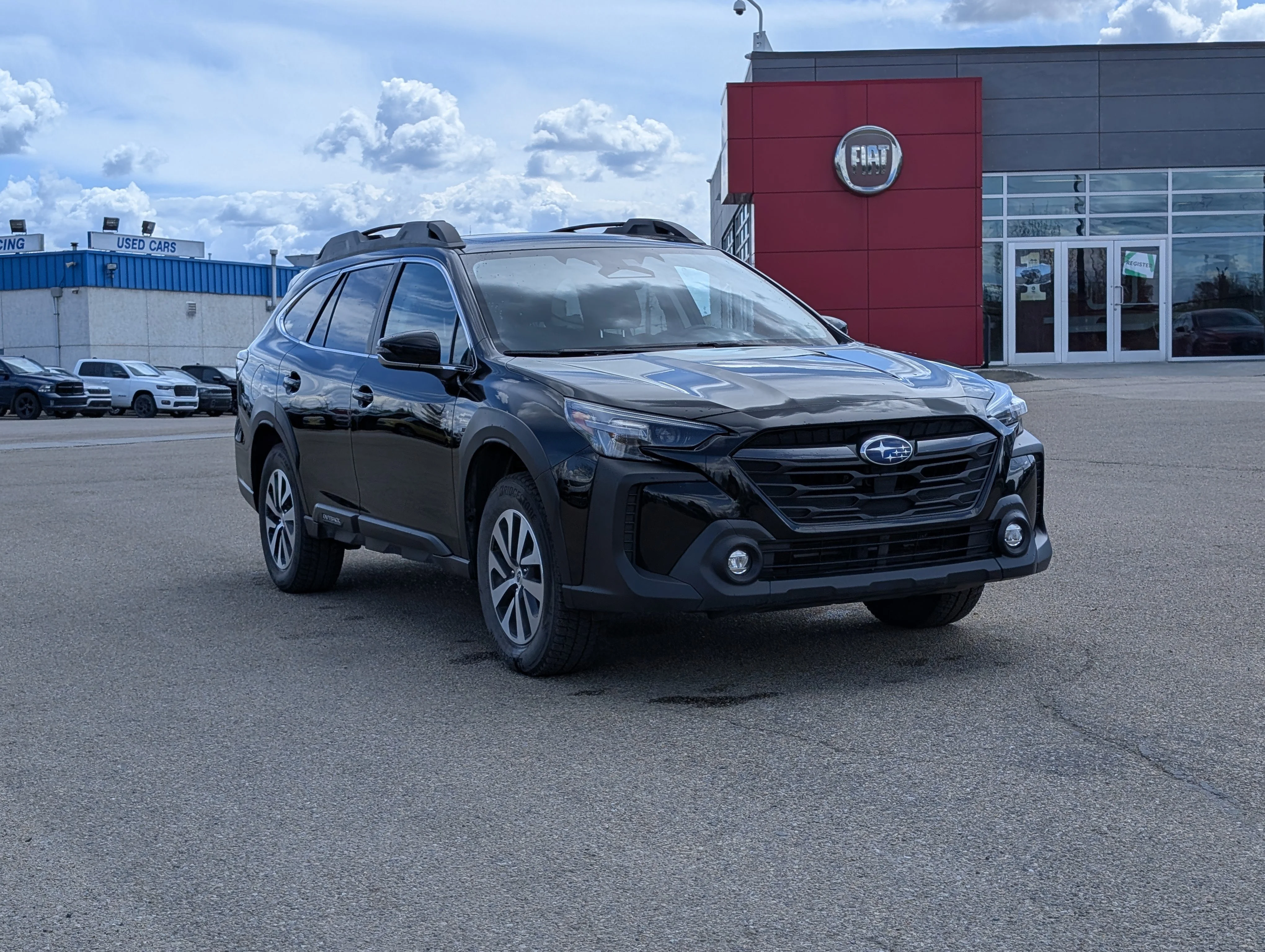 Used 2024 Autumn Green Metallic Subaru Touring image 9
