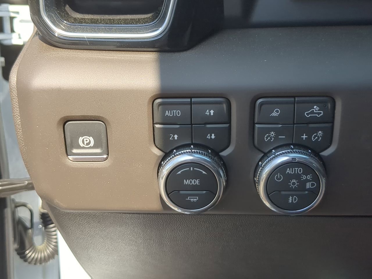 2026 GMC Sierra 2500HD Denali - Photo 18