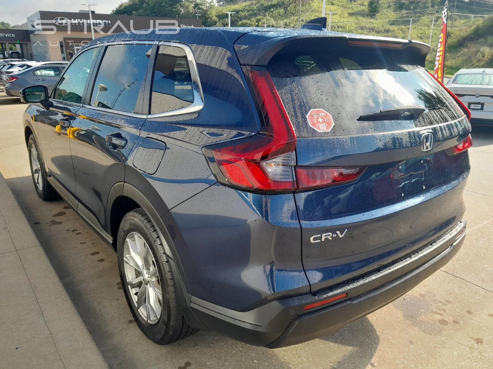 Used 2025 Canyon River Blue Metallic Honda EX-L image 7