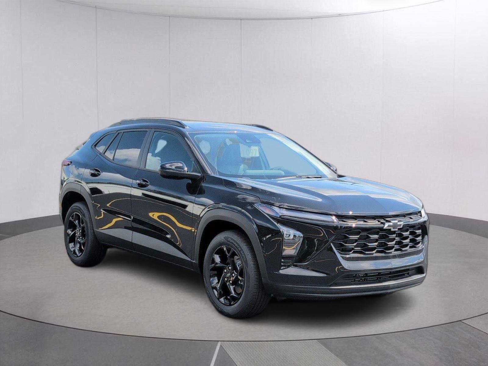 2026 Chevrolet Trax LT - Photo 8