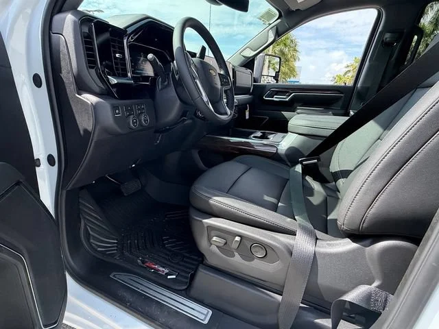 2026 Chevrolet Silverado 2500 HD LT - Photo 9
