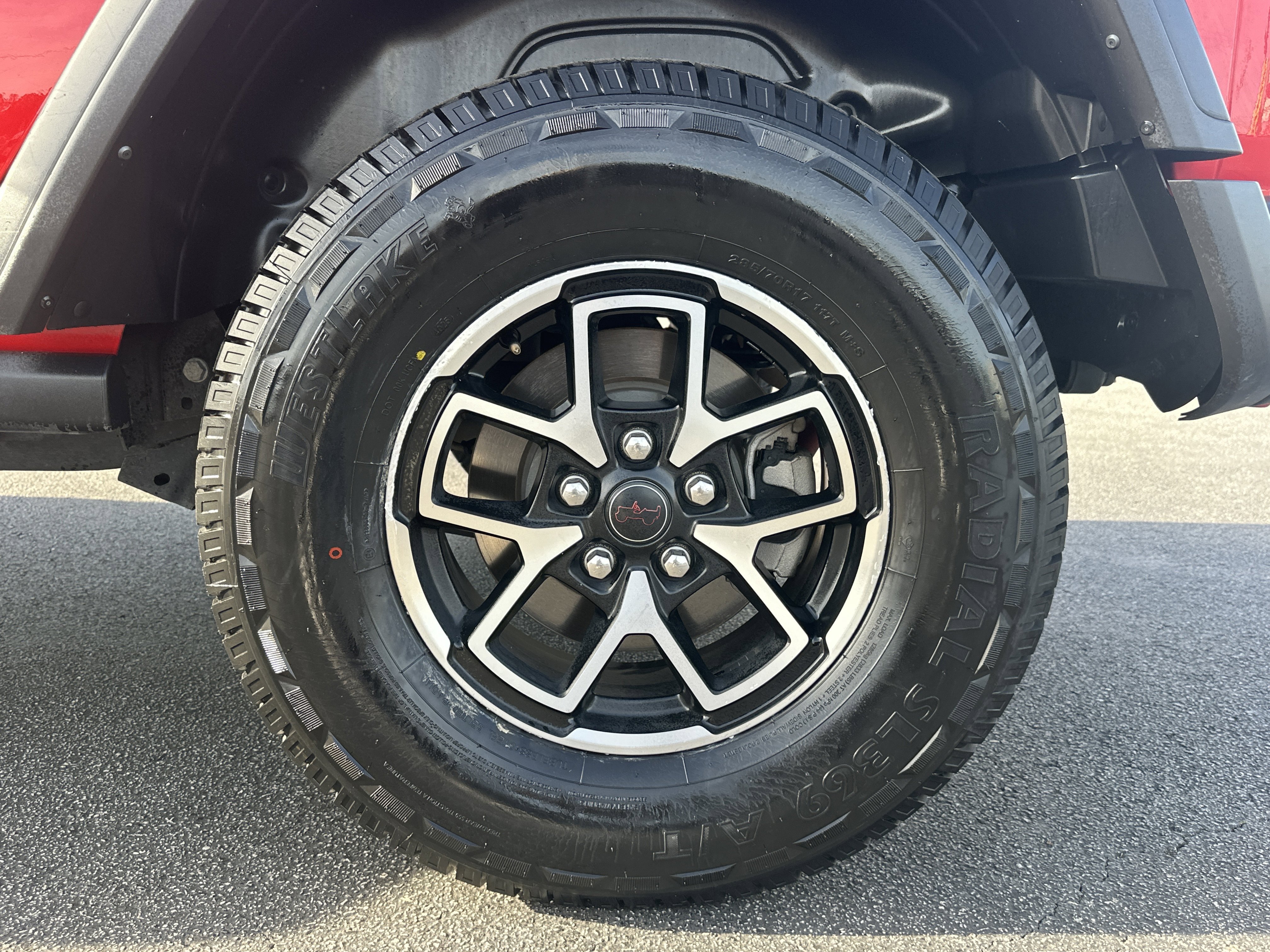 Used 2024 Firecracker Red Clearcoat Jeep Rubicon image 20
