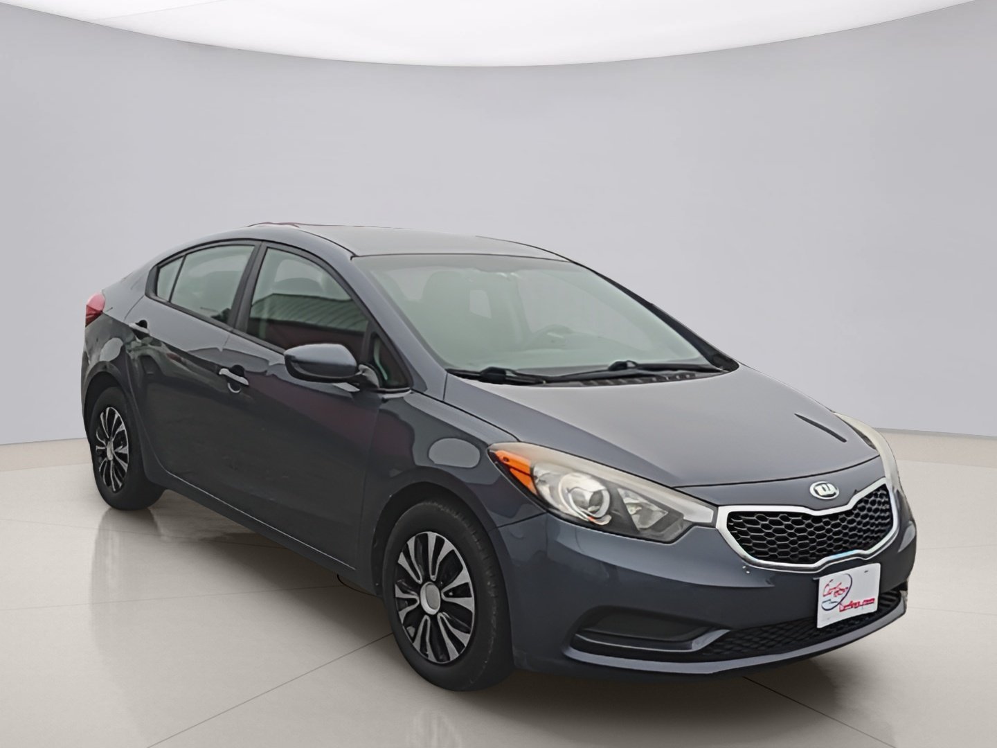 Used 2014 Blue Kia LX image 3