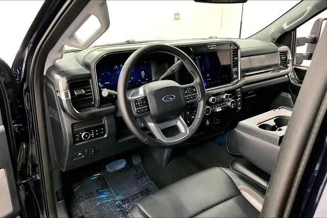 Used 2025 Antimatter Blue Metallic Ford Lariat image 15