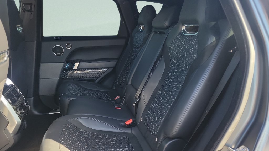 Used 2019 Black Land Rover SVR image 10