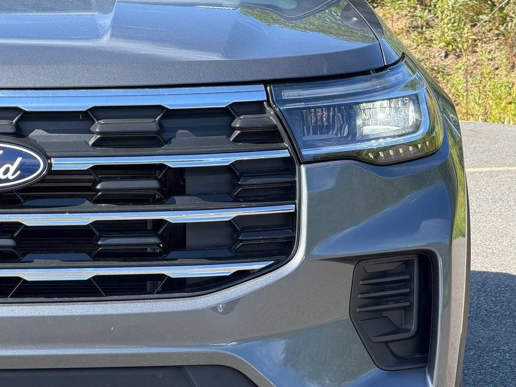 New 2027 Carbonized Gray Metallic Ford Active image 2
