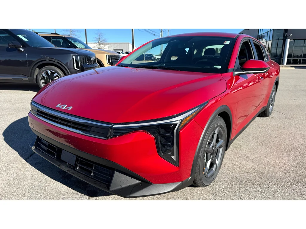 New 2026 Currant Red Kia LXS image 25