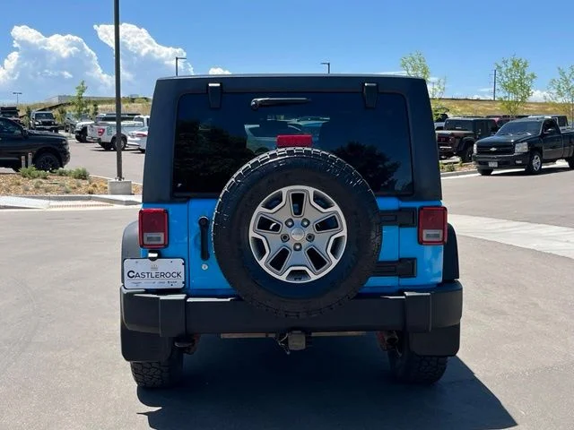 Used 2018 Blue Jeep Unlimited Rubicon image 4