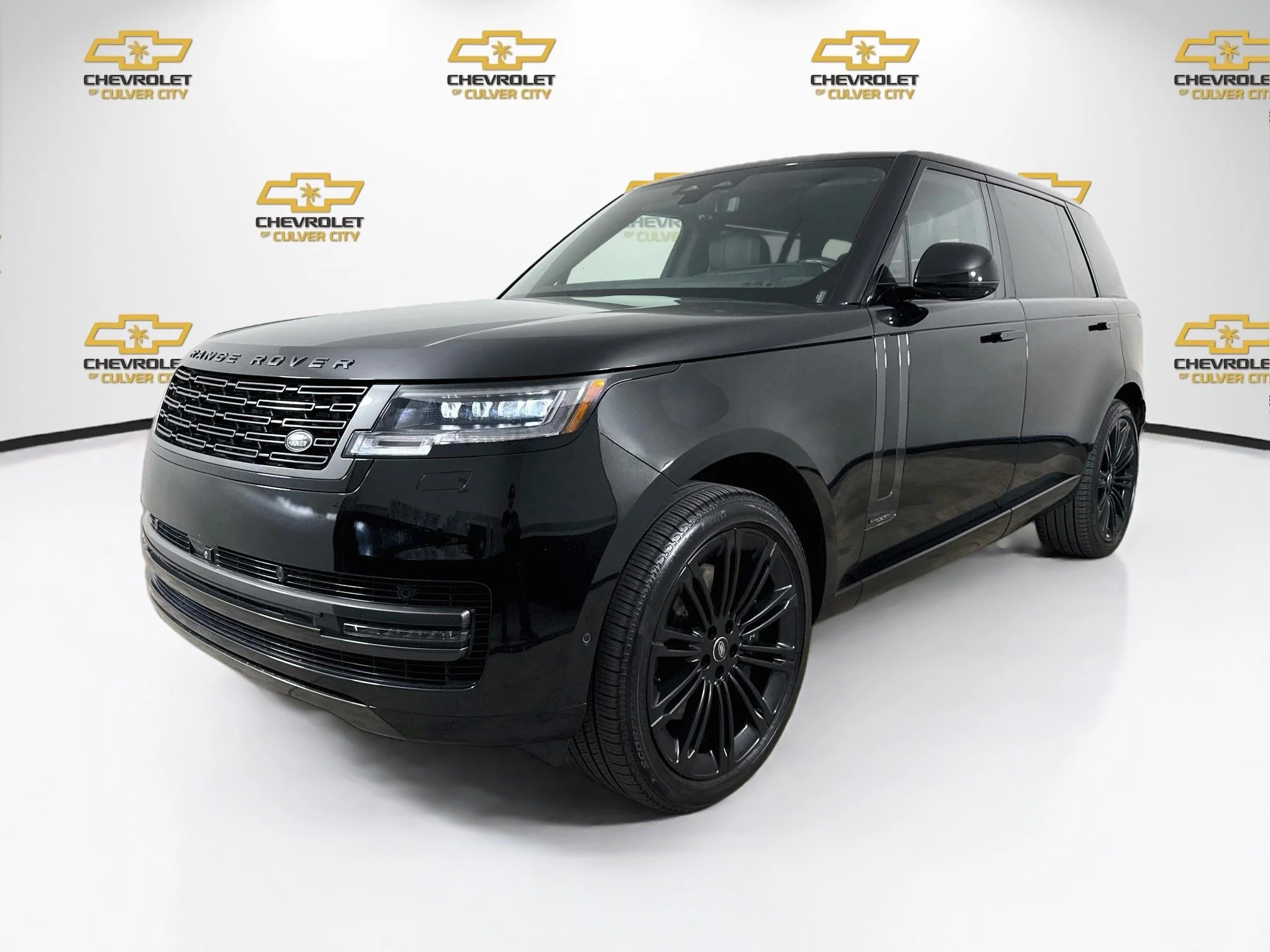Used 2024 Black Land Rover Autobiography image 3