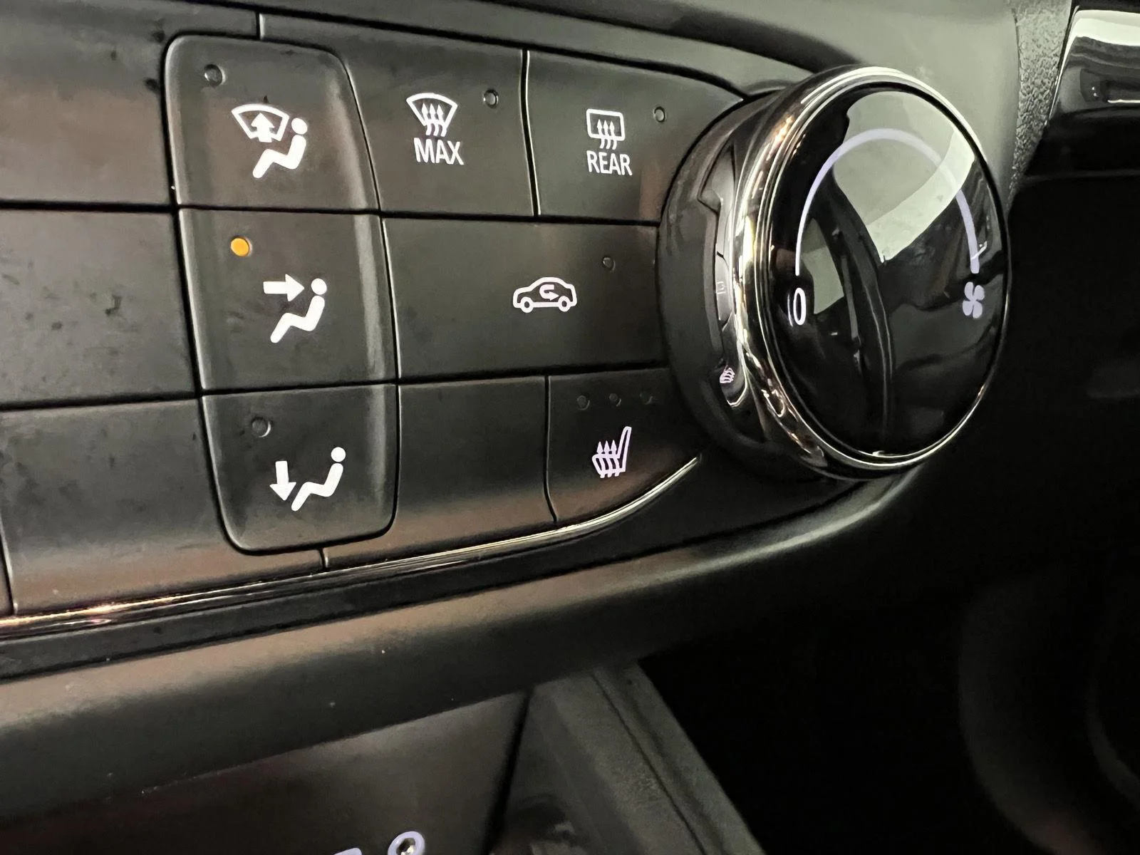 Used 2023 Summit White Chevrolet ACTIV image 19
