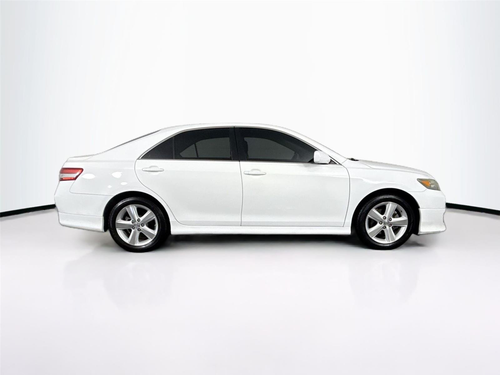 Used 2011 Super White Toyota SE image 9