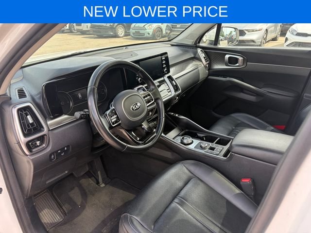 Used 2021 Snow White Pearl Kia EX image 2