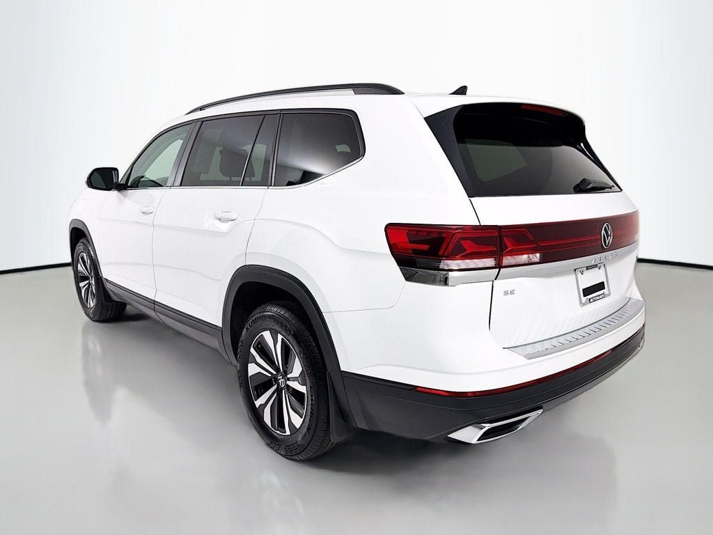 Used 2024 Pure White Volkswagen 2.0T SE 4MOTION image 5