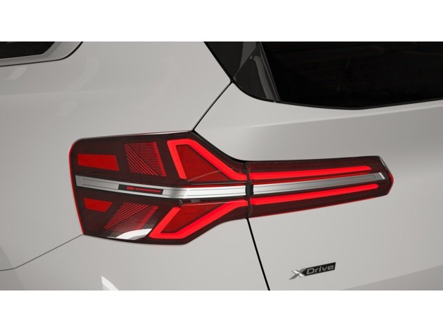 New 2026 Alpine White BMW 30 xDrive image 8
