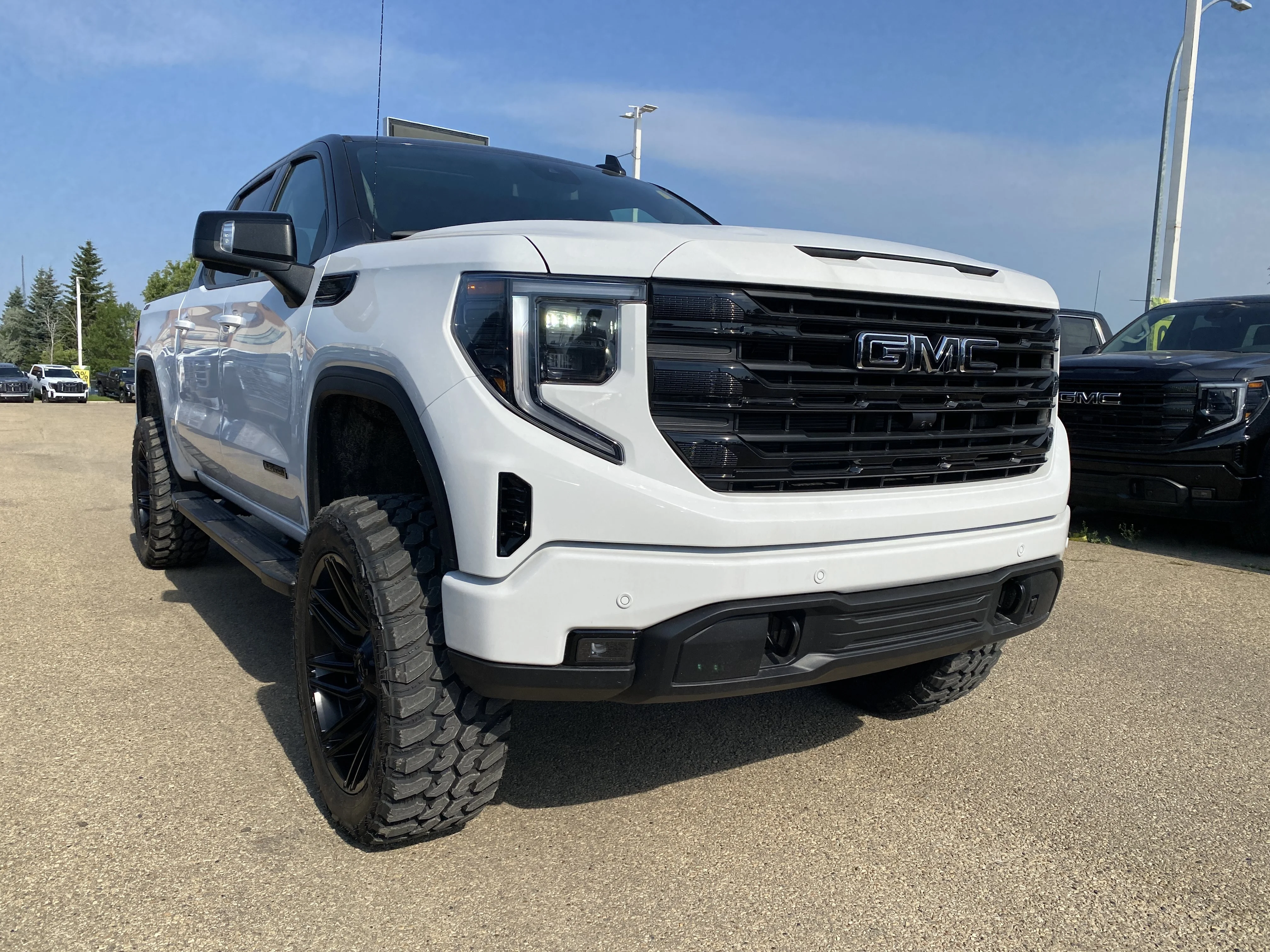 New 2026 Summit White GMC Elevation image 8