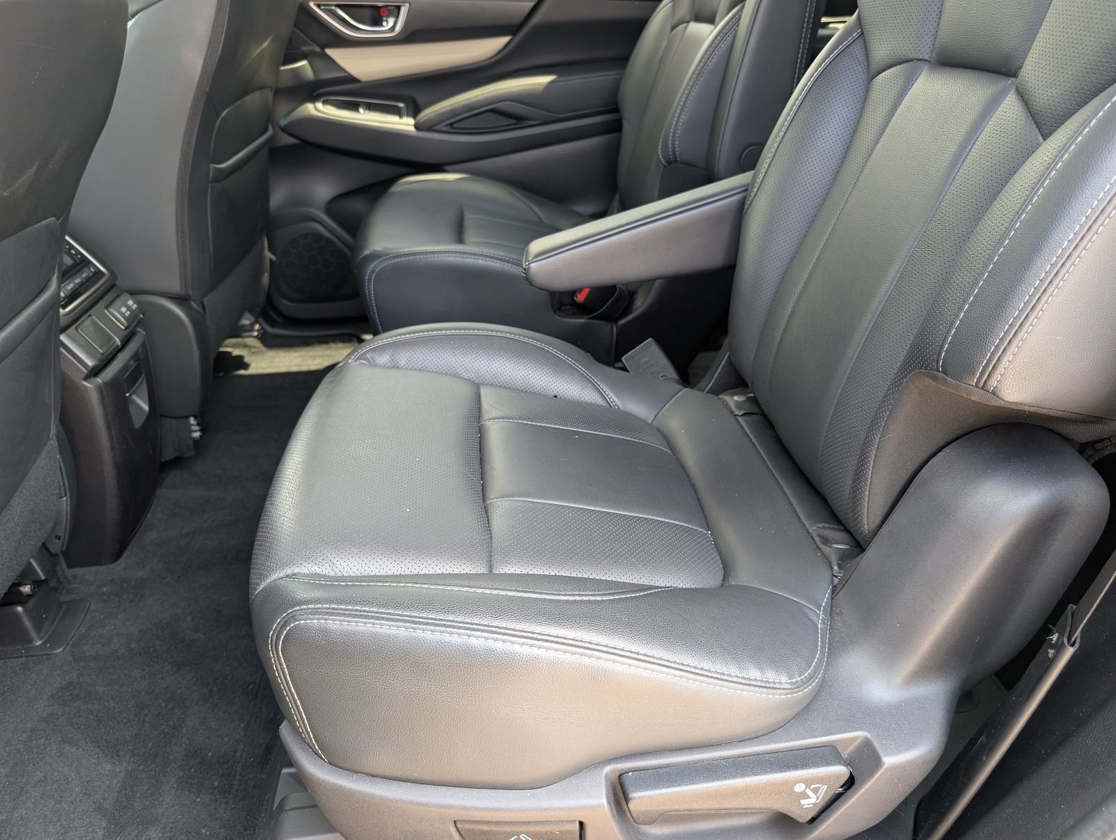 Used 2022 Black Subaru Limited image 7