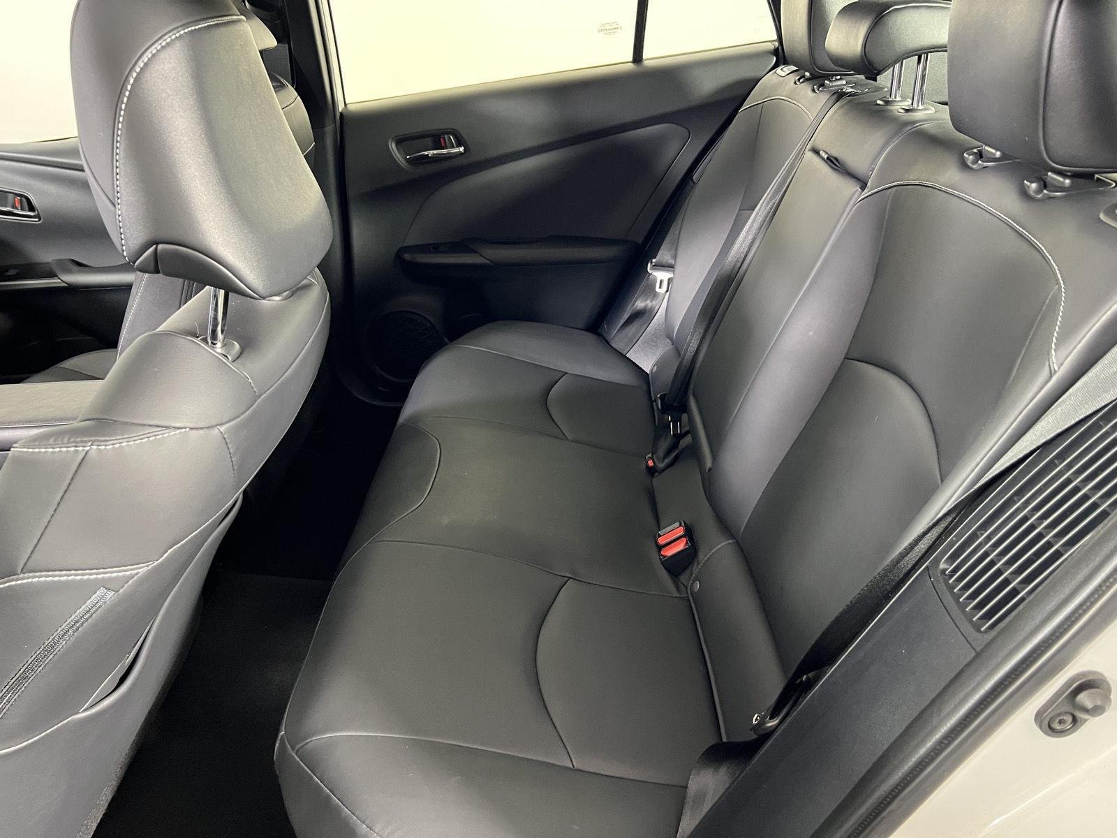 Used 2022 Wind Chill Pearl Toyota XLE image 24