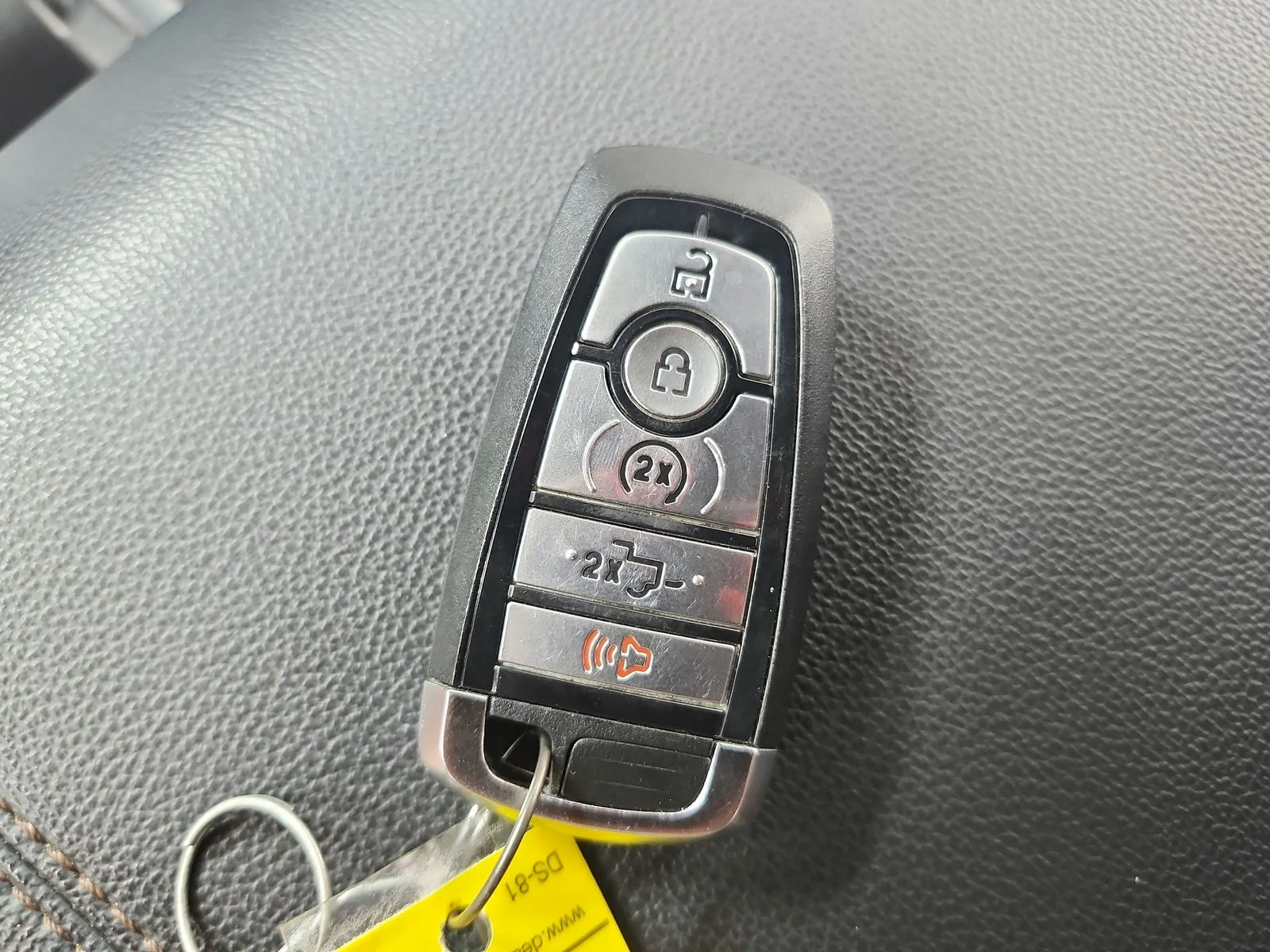 Used 2024 White Ford Lariat image 33